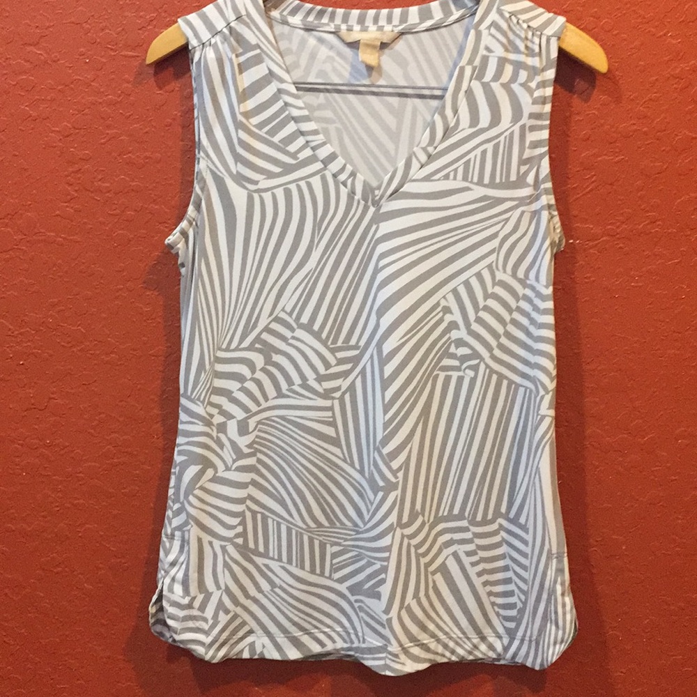 Banana Republic Gray and White Blouse